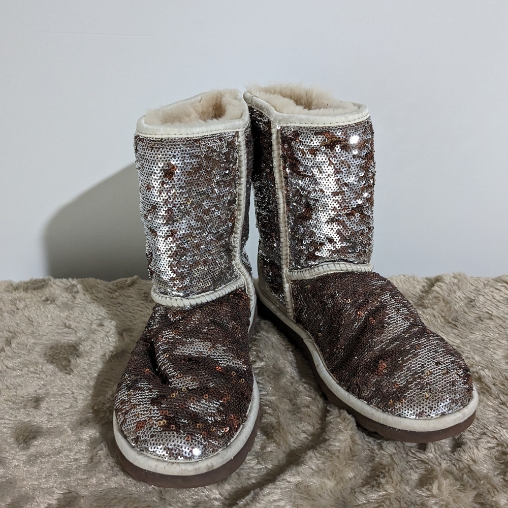 UGG Sequin Sparkle boots Women's 6
